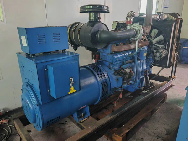 源城100kW柴油发电机组使用多级机油有哪些优缺点？